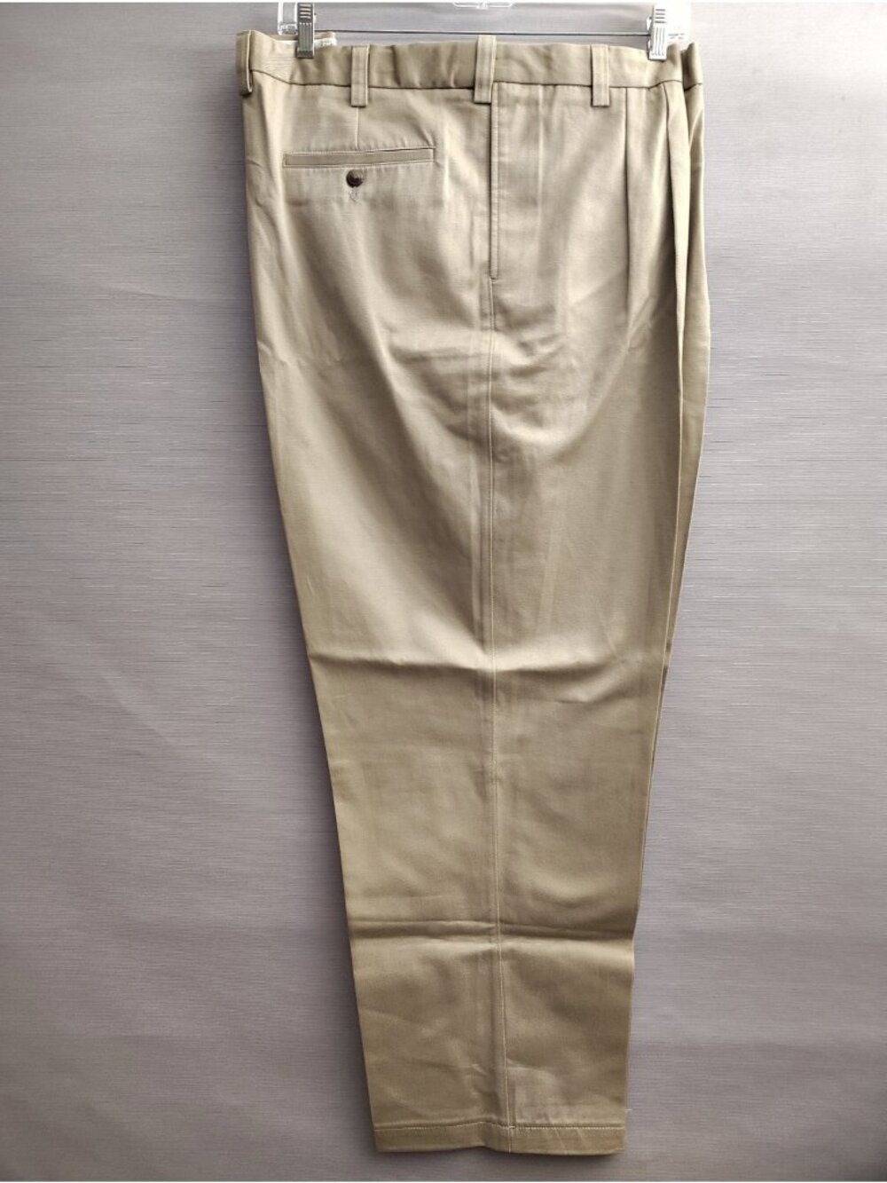 St. John's Bay Worry Free Men's Khaki Pants 54x31 Classic Fit NWT